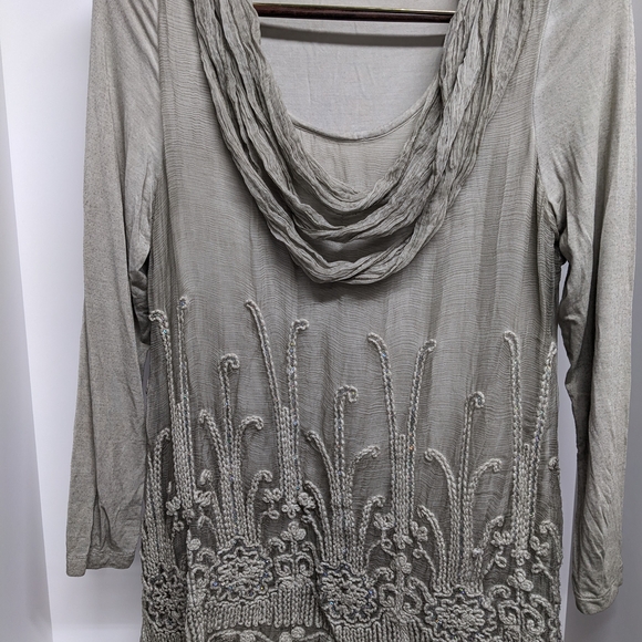 Soft Surroundings Gray Embroidered Top - Picture 10 of 10